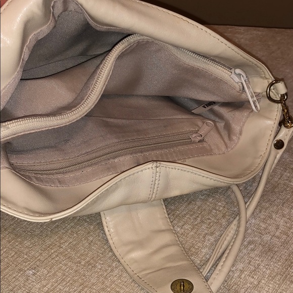 Vintage Cream Leather Purse Gold Ring Crossbody - Picture 5 of 6